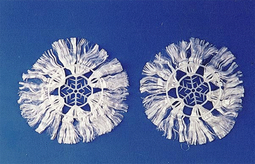 �M������